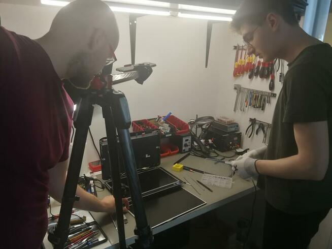 Śrubokręt i Spółka. Profesjonalne usługi informatyczne