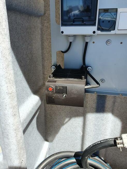 ZBIORNIK do AdBlue + układ wydawczy poj. 5000 l