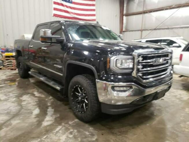 GMC Sierra 2018, 6.2L, K1500 SLT, porysowany lakier
