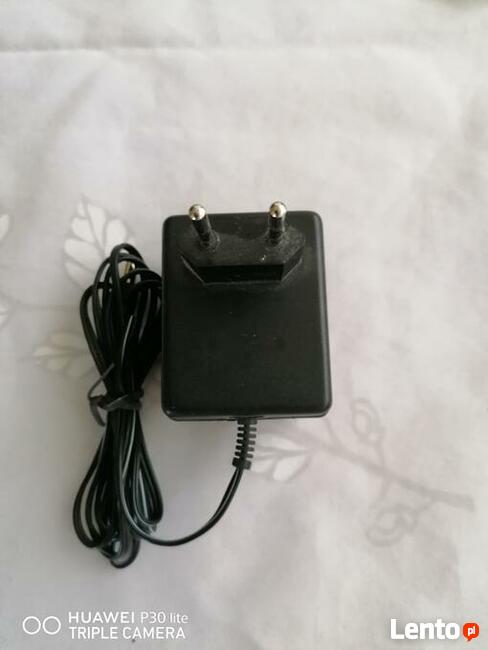 Ładowarka Elektroniczna do akumulatorów 1,5V do 9V