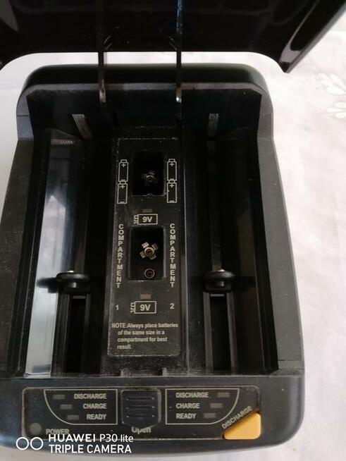 Ładowarka Elektroniczna do akumulatorów 1,5V do 9V