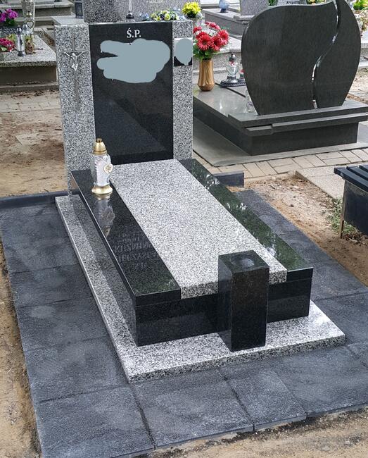 Nagrobki pomniki granit kucie liter tanio całe pomorskie.