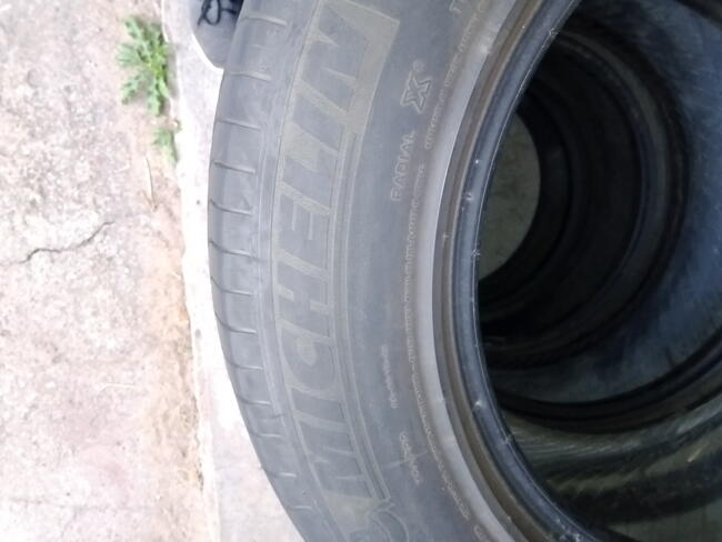 Opony letnie Michelin 235/65/R17 Stan BDB Cena za 4 sztuki
