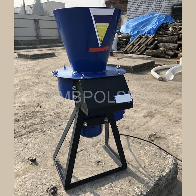 Rozdrabniacz sieczkarnia do słomy siana ziół lucerny RDS-30