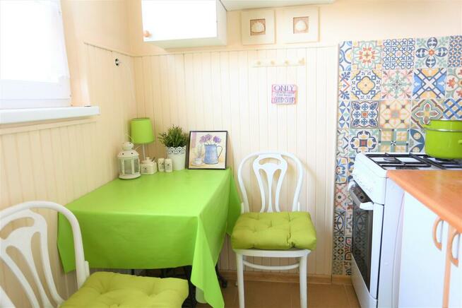 Kawalerka, 100 m od morza