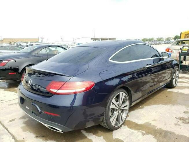 Mercedes C 300 2017, 2.0L, po gradobiciu