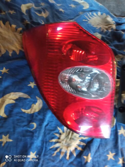 Lampy tylne prawe i lewe renault laguna ll kombi
