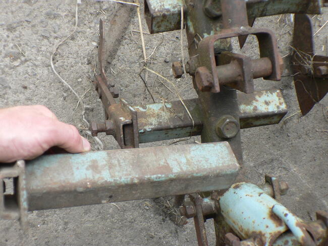 Pielnik wielorak opielacz