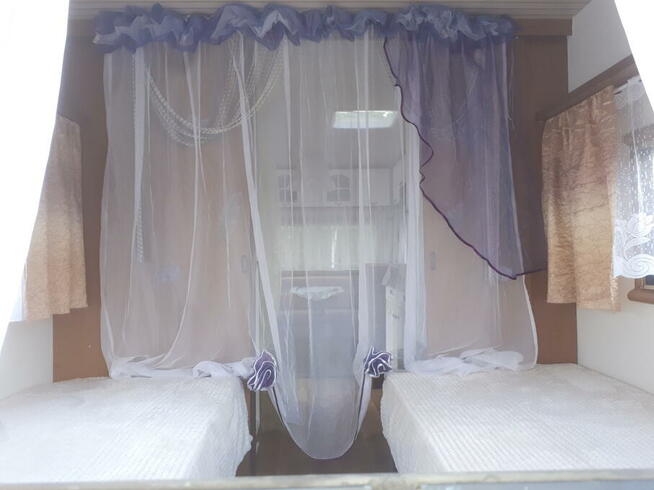 Odnowiona przyczepa kempingowa Do