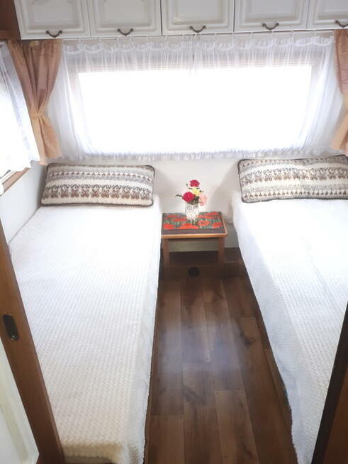 Odnowiona przyczepa kempingowa Do