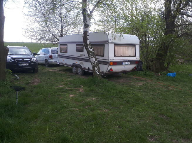 Odnowiona przyczepa kempingowa Do