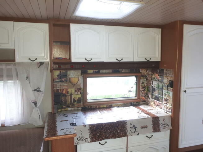 Odnowiona przyczepa kempingowa Do