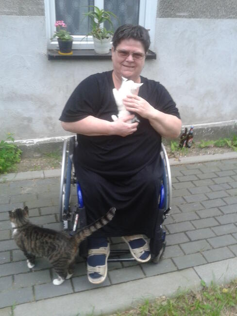 Stolik medyczny, przyłóżkowy, regulowany.