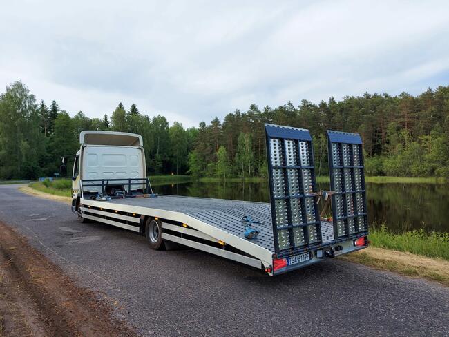 POLSKA / EUROPA / Laweta Sandomierz Pomoc drogowa Holowanie