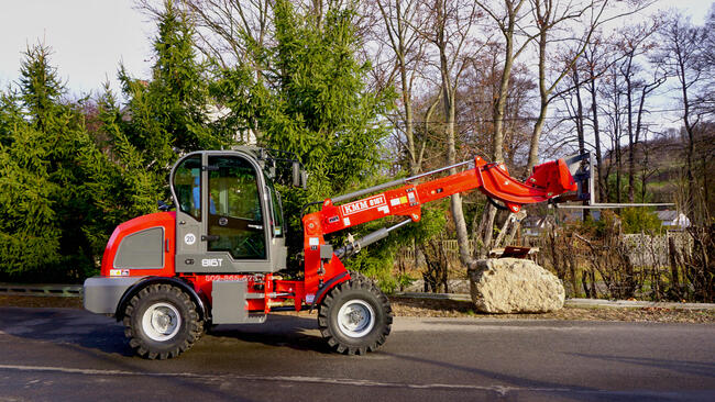 Ładowarka teleskopowa KMM 816T