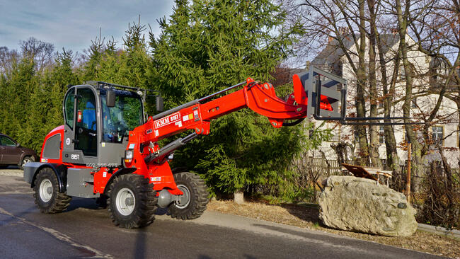 Ładowarka teleskopowa KMM 816T