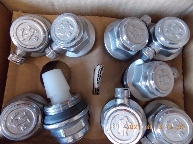 ODPOWIETRZNIK AUTOMATYCZNY DO GRZEJNIKA