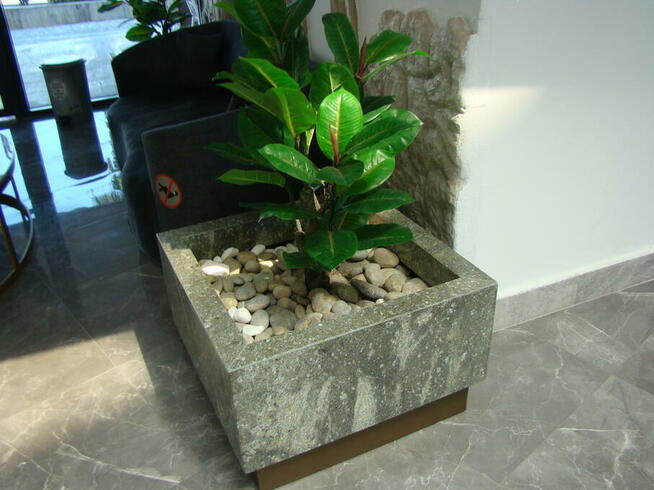 Donice VENA na zamówienie do biura I ogrodu