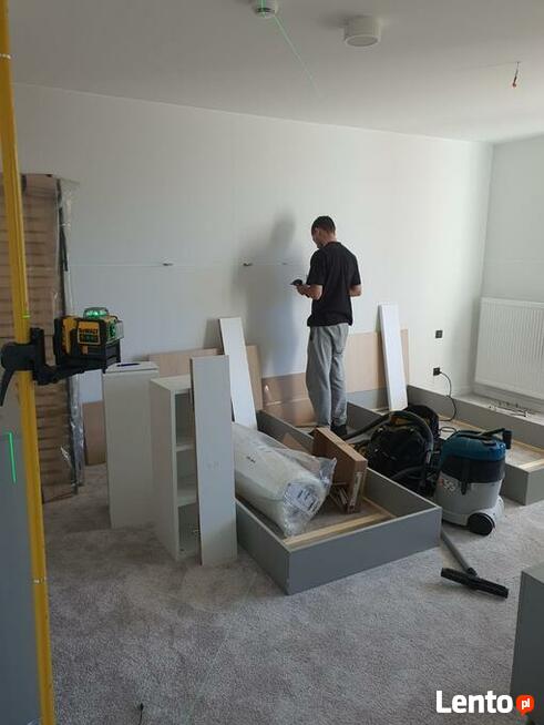 Transport, przeprowadzki, montaż mebli