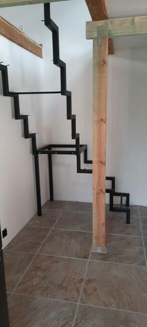 Schody wewnętrzne, barierki loft, ogrodzenia
