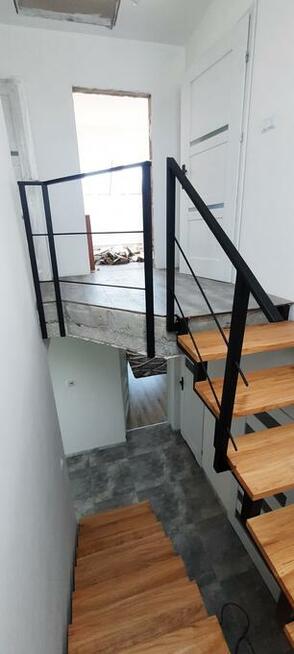 Schody wewnętrzne, barierki loft, ogrodzenia