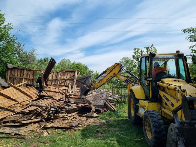 Wyburzenia, rozbiórki, usługi koparkami