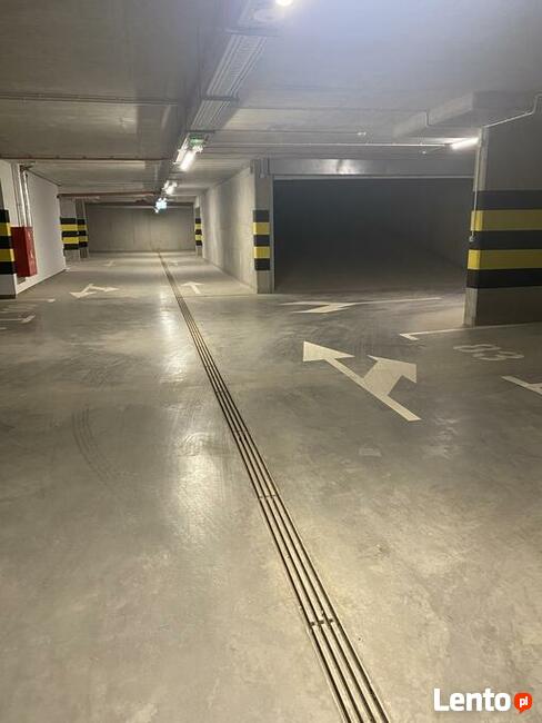 Miejsce parkingowe garaż podziemny Domaniewska 26 Mokotów