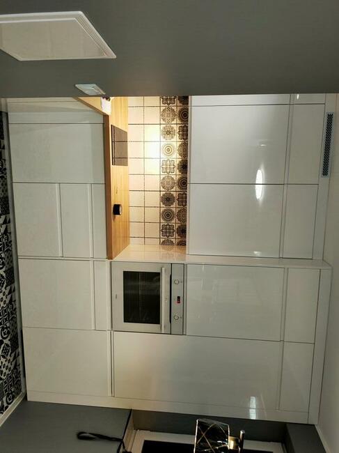 Meble Na Wymiar /Montaże Mebli /Kuchni