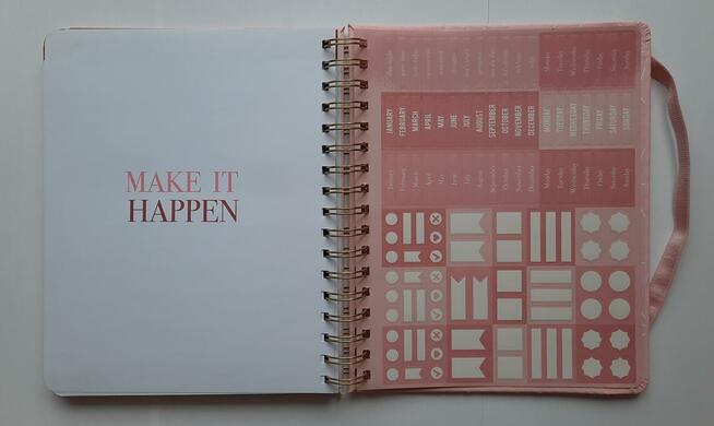 Różowy pikowany organizer osobisty pink planner