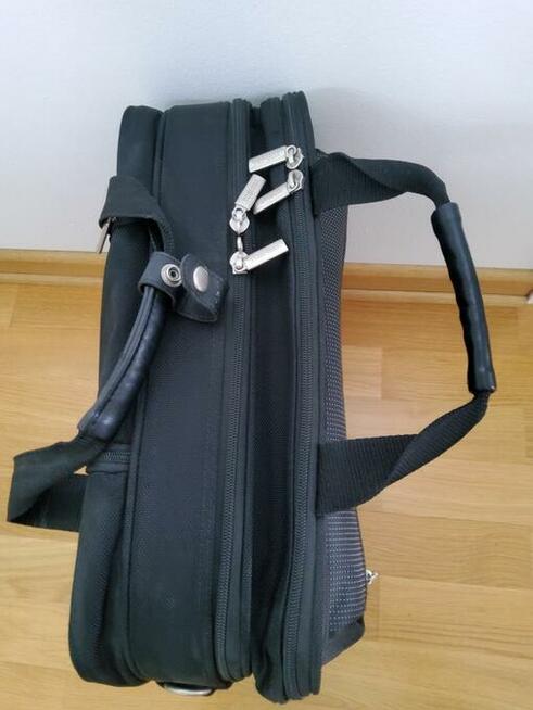 Torba/walizka biznesowa na kółkach Toshiba