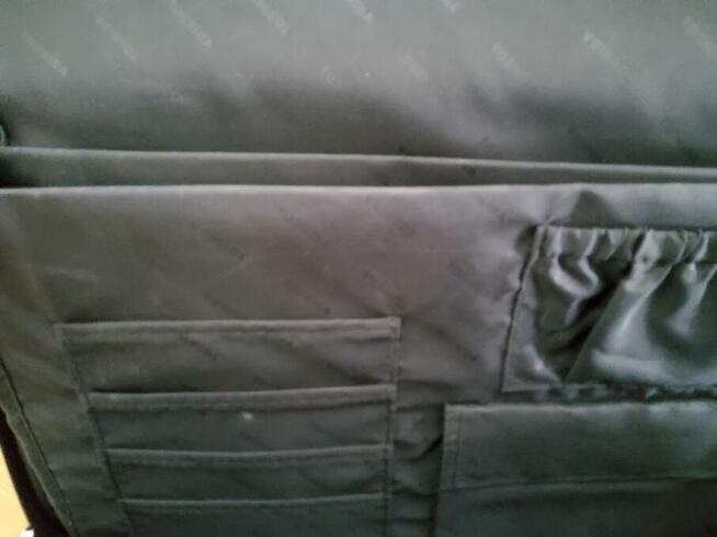 Torba/walizka biznesowa na kółkach Toshiba