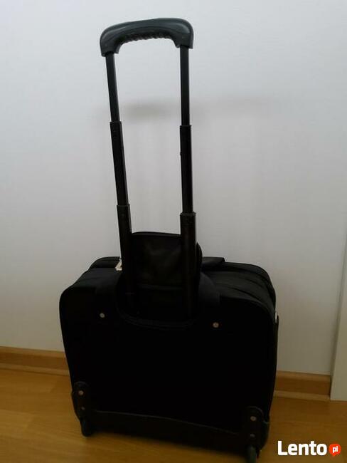 Torba/walizka biznesowa na kółkach Toshiba