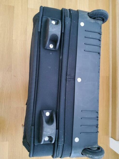 Torba/walizka biznesowa na kółkach Toshiba