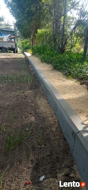 Wynajem rozdrabniacza do gałęzi z operatorem. BanGarden