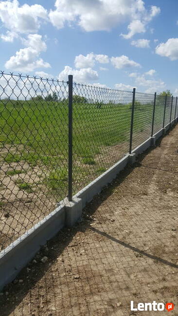 Siatka ogrodzeniowa I Ogrodzenia I Panele I Montaż