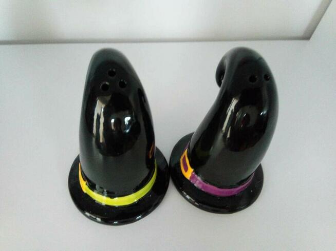 witches hat solniczka pieprzniczka kapelusze trick