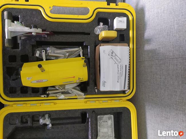 Niwelator optyczny PIPPER