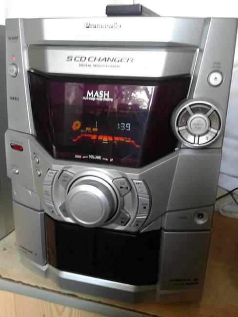 wieża PANASONIC z pilotem komplet