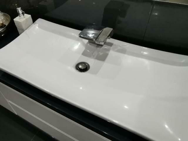 SZPACHLOWANIE , MALOWANIE , ODŚWIEŻANIE,