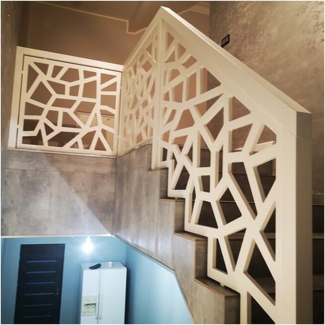 Balustrada wewnętrzna ażurowa