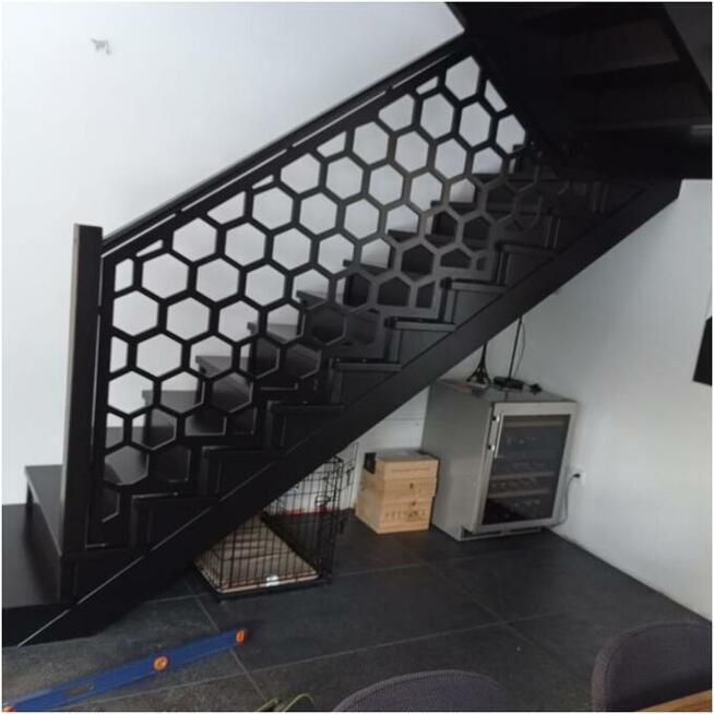 Balustrada wewnętrzna ażurowa