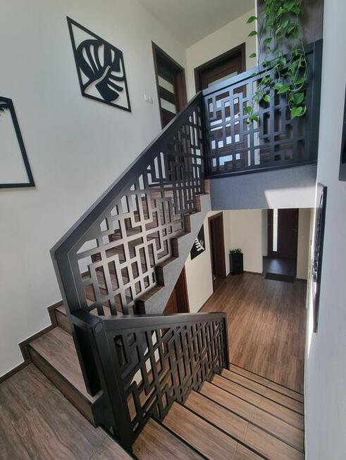 Balustrada wewnętrzna ażurowa