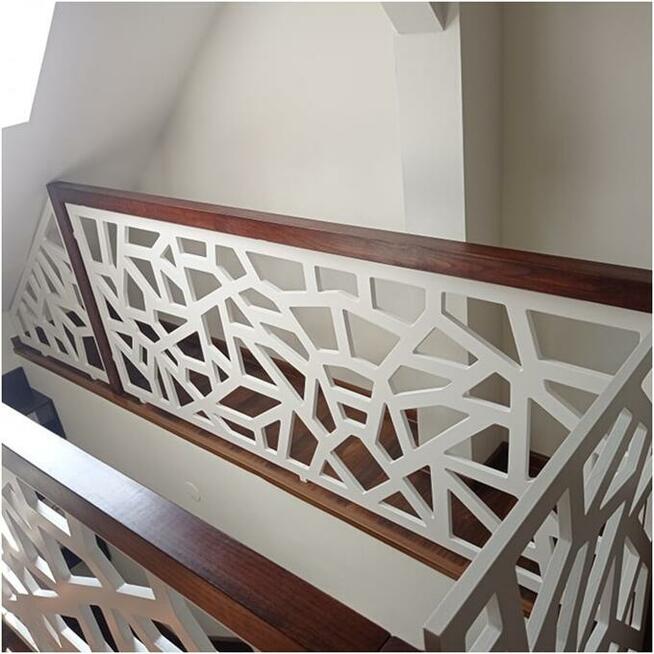 Balustrada wewnętrzna ażurowa