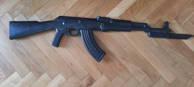 Kałasznikow AK-47 Gumowa atrapa z bagnetem do treningu
