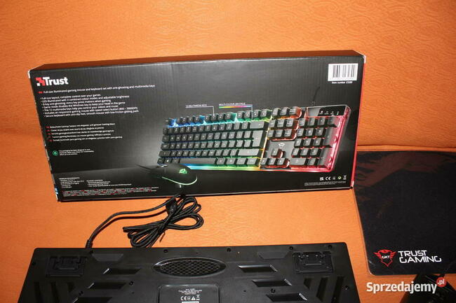 Trust GXT 838 Azor + podkładka Trust GXT 752 Nowa