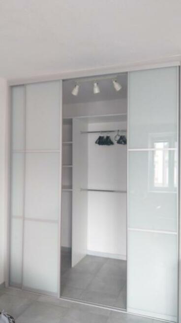 Drzwi przesuwne, szkło mleczne, 4x55cm + prowadnice, cały sy