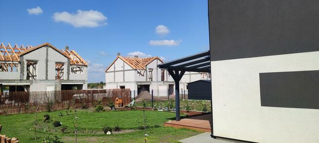 DOM Z PARKIEM W CENIE MIESZKANIA - podwyższony standard