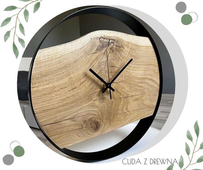 Wyjątkowy egzemplarz zegara ściennego