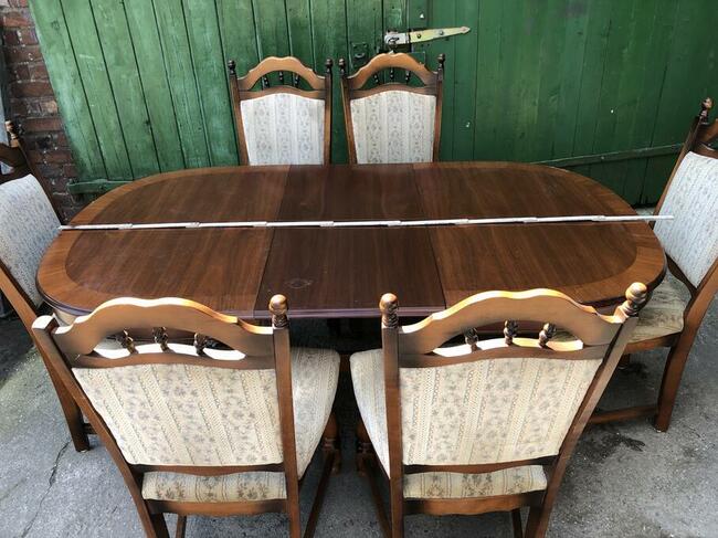 Stół rozkładany masywny orzech krzesla