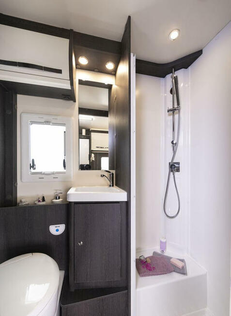 Wynajem Kamper 6 osób Nowe Samochody - WOLNE TERMINY